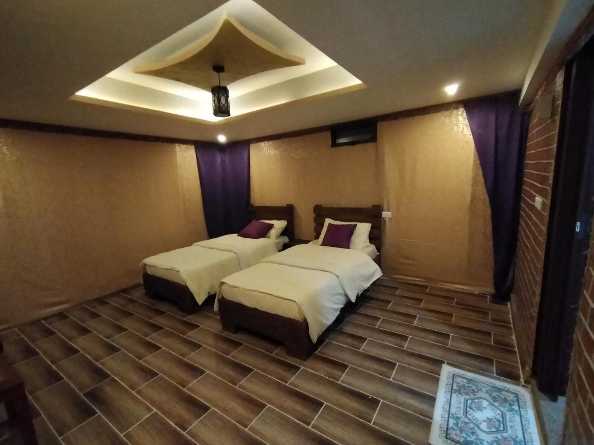 Petra Wassaif Camp Hotel Вади Муса Екстериор снимка
